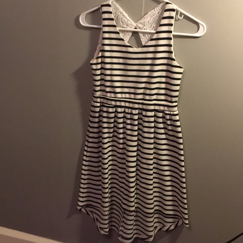 Juniors extra large white and black striped dress